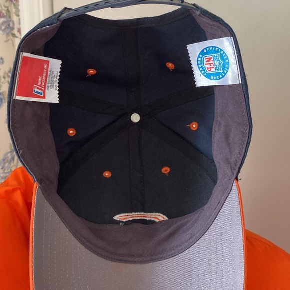 Chicago Bears Fan Package!! NWT puffer vest in L, foam hat, cap, shorts & more! - Picture 14 of 17